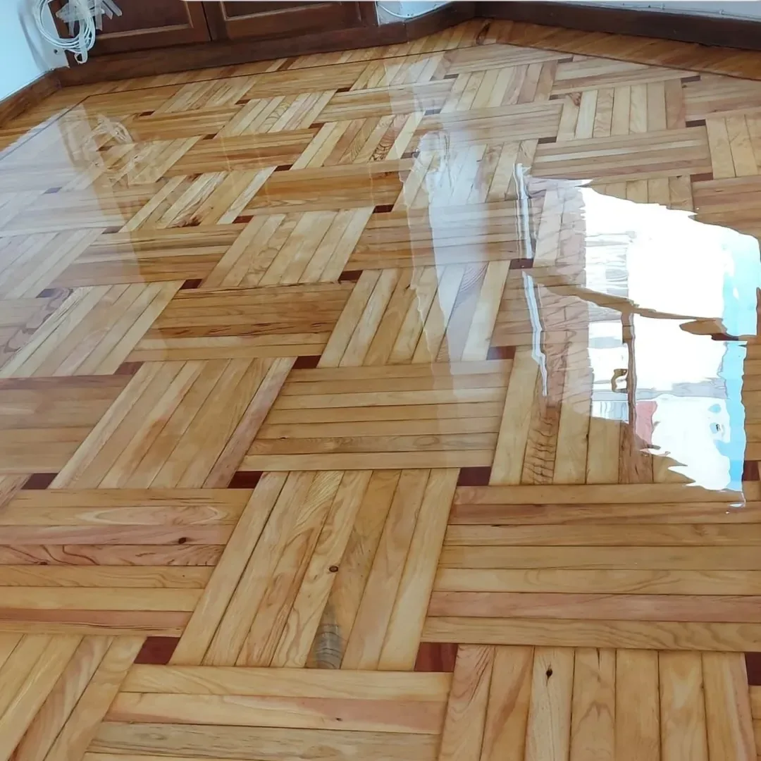 Parquet de madera con acabado brillo espectacular en Madrid